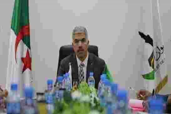 إنهاء مهام يوسف عزوزة المدير العام لديوان الحج والعمرة