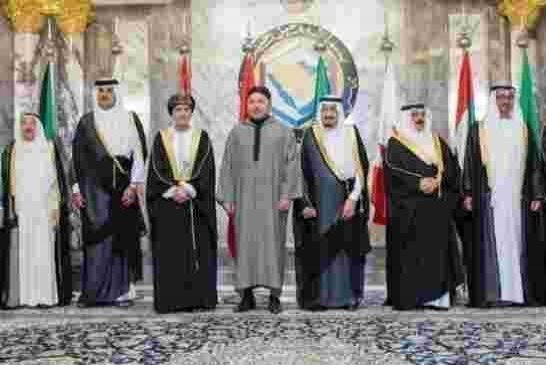 دعم خليجي للخطوة التي قام المغرب لوضع حد عرقلة الحركة في المعبر وإذانة استفزازات البوليساريو