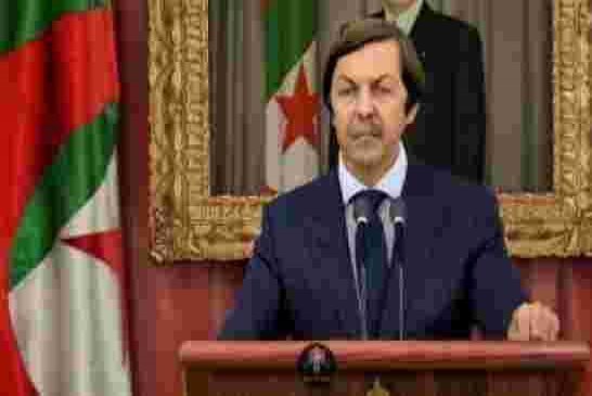في مشهد درامي عصابة الجنرالات تسمح للسعيد بوتفليقة بحضور جنازة شقيقه