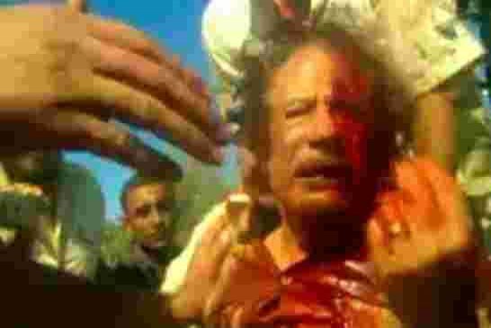 صحفي فرنسي يكشف تفاصيل جديدة عن مقتل القذافي
