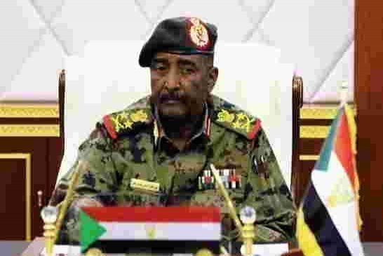 خوفا من المحاكمة قائد الجيش السوداني عبدالفتاح البرهان يعلن عزمه اعتزال السياسة نهائيا