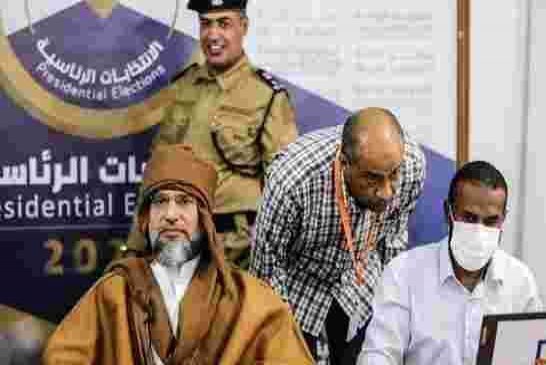 محكمة ليبية تعيد سيف الإسلام القذافي لسباق الانتخابات الرئاسية