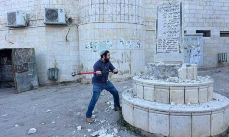 إسرائيل تحارب الذاكرة الفلسطينية بهدم “صروح الشهداء” في الضفة