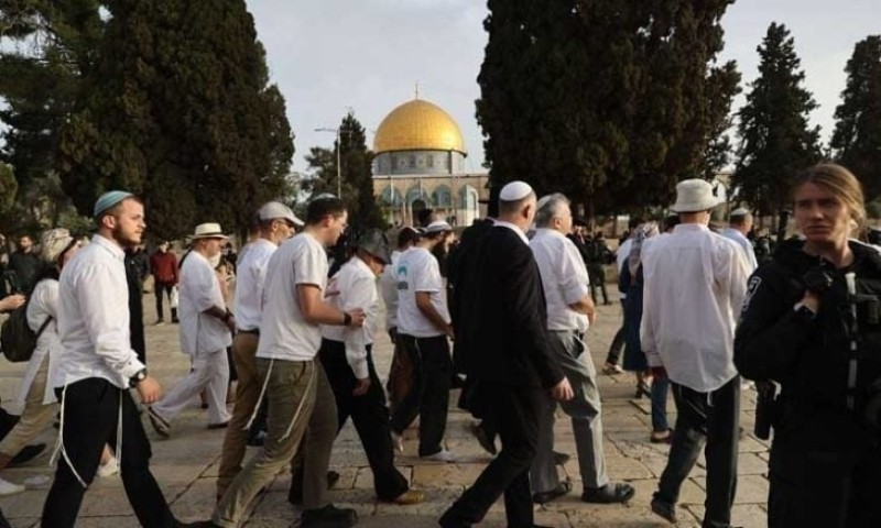 بن غفير يقتحم الأقصى بحماية الشرطة عشية الانتخابات