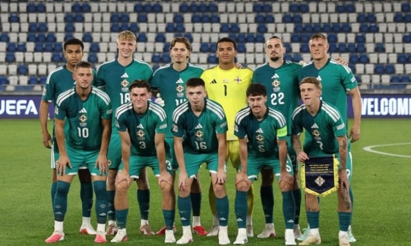 منتخب أيرلندا يرتدي شارات سوداء في مباراته ضد إسرائيل تكريما لضحايا غزة