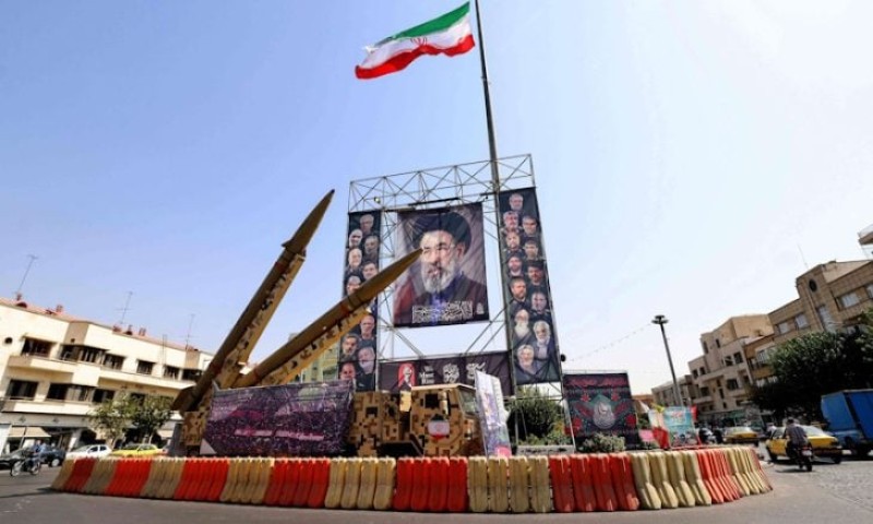 الكشف عن شبكة عسكرية إيرانية في الخفاء لجلب العتاد وتجاوز الحصار الأمريكي