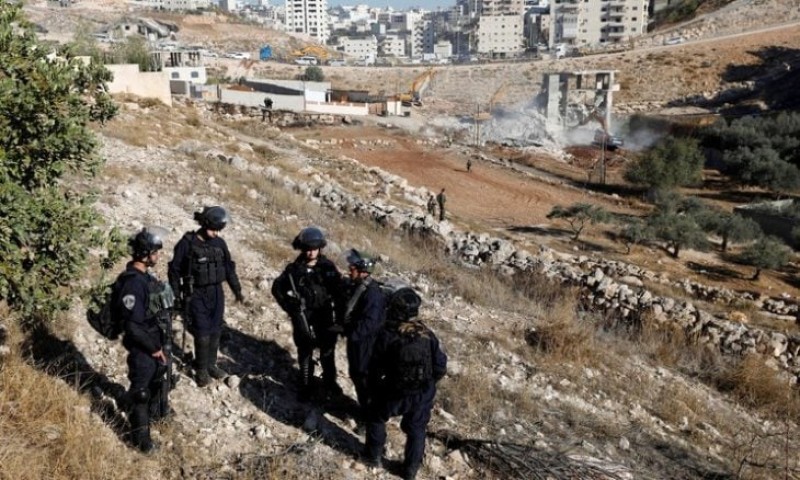 استشهاد فلسطيني برصاص مستوطنين في بلدة كوبر شمال رام الله