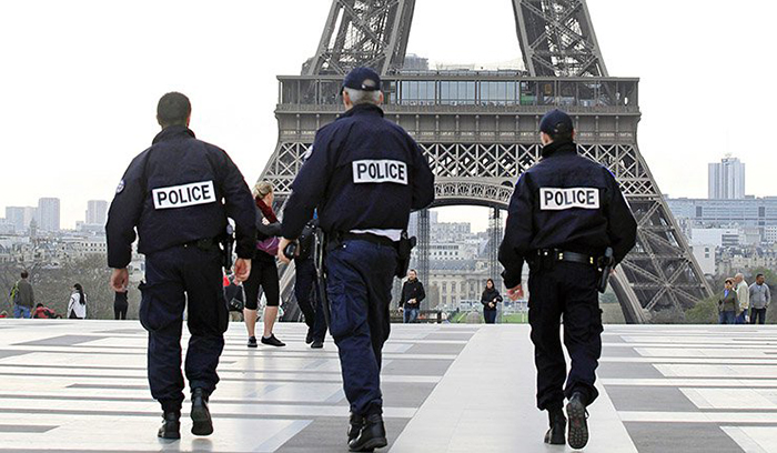 ضجة في باريس على إثر إغتصاب 3 جزائريين لإمرأة قرب برج إيفل
