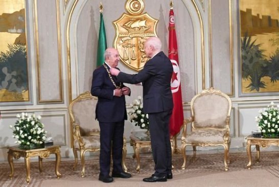 قيس سعيد يكرم تبون بالقلادة الكبرى كلفت خزينة الجزائر 300 مليون دولار